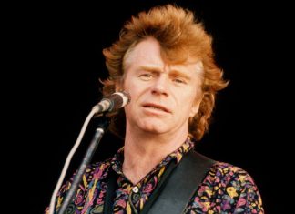 70s Music Legend in Intensive Care After Heart Issue 70s Music Legend in Intensive Care After Heart Issue - featured image