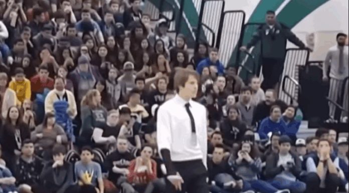 “They Mocked the Shy Student… But When She Stepped Forward, Everyone Was Speechless” “They Mocked the Shy Student… But When She Stepped Forward, Everyone Was Speechless” - featured image