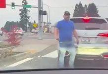 “Terrifying Road-Rage Ambush: Single Mom Uses Last Resort To Save Her Child — Shocking Dash-Cam Footage Goes Viral!” “Terrifying Road-Rage Ambush: Single Mom Uses Last Resort To Save Her Child — Shocking Dash-Cam Footage Goes Viral!” - featured image