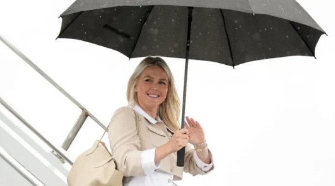 Karoline Leavitt Defends White House Media Strategy While Comparing Press Access Across Administrations Karoline Leavitt Defends White House Media Strategy While Comparing Press Access Across Administrations - featured image